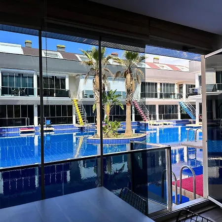 Appartement Essiz Konsept Daireden Havuza Ozel Girisli